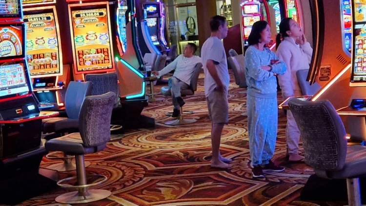 Menny és pokol egyszerre: körbefotóztuk Las Vegas hírhedt sétányát_28