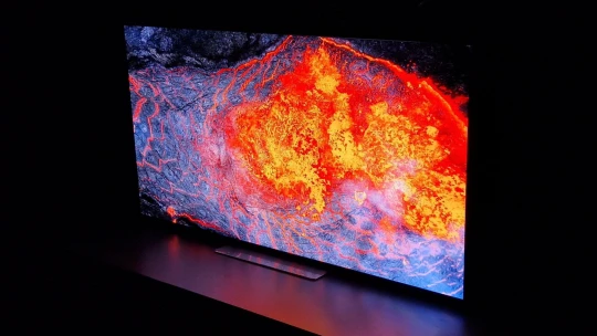 Vékony, mint a papír, ragyog, mint a tűz: ez a technológia küldheti nyugdíjba az OLED-et