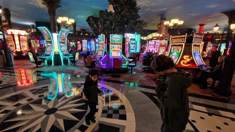 Menny és pokol egyszerre: körbefotóztuk Las Vegas hírhedt sétányát_20