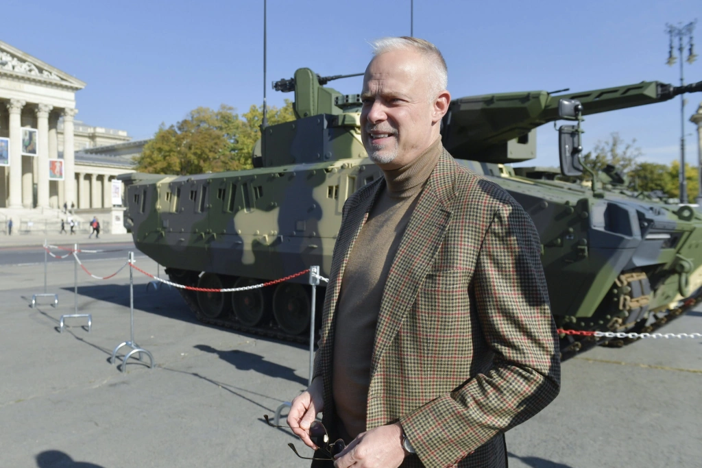 Magyarországon gyárthatják a tankokat Ukrajnának