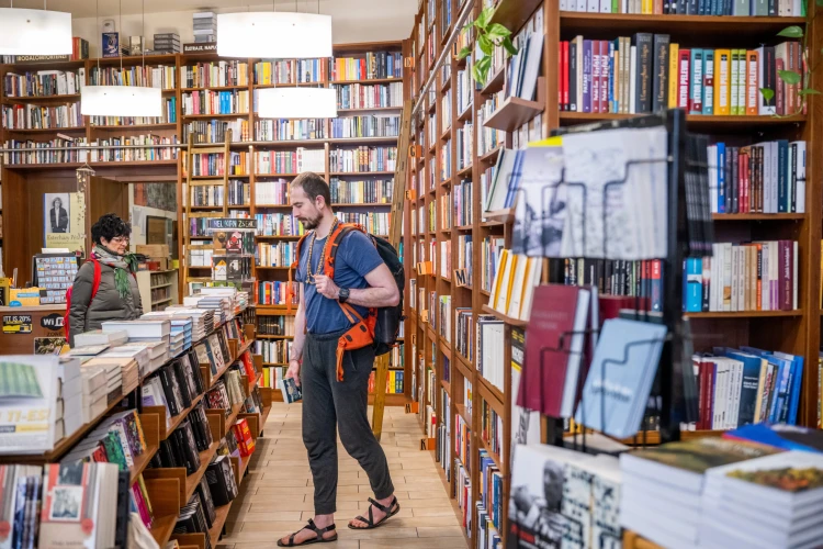 Nyolc felkapott bolt Budapesten, ahol nemcsak vásárolni, de időt tölteni is óriási élmény_4