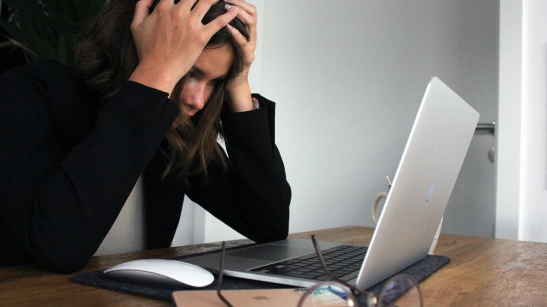 Egy helyben toporog a karriered? – 10 tipp, mit tegyél, ha úgy érzed, elakadtál