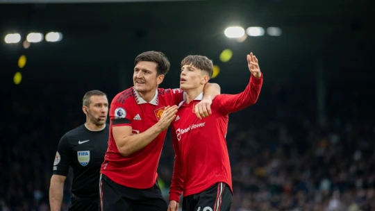 Az emír rajong a klubért, a Manchester United hamarosan katari kézbe kerülhet