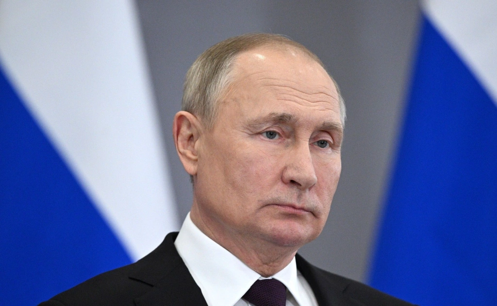Oroszország egyoldalúan befagyasztja az atomfegyver-egyezményben való részvételét
