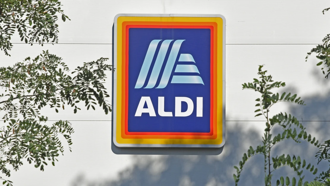 Brutális fizetéssel keres új munkavállalókat az Aldi