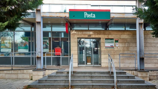 Ezért bocsát el tömegesen informatikusokat a Magyar Posta