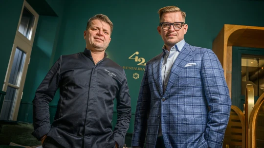 Két perc alatt hozták meg életük döntését, Michelin-csillag lett a vége – így írt történelmet egy magyar étterem Esztergomból