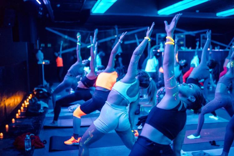 Nemcsak partizene, meditálni is segít – kipróbáltuk a technojógát_3