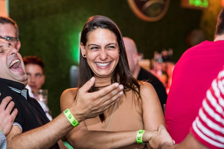 Évi 40 millió bevétele van azzal, hogy összebarátkoztat embereket, és elhozza a mindennapjaikba a Sziget fesztivált_0