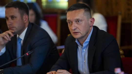 Családoknak ígérte, végül Rogánékhoz küldött 5 milliárdot a kormány