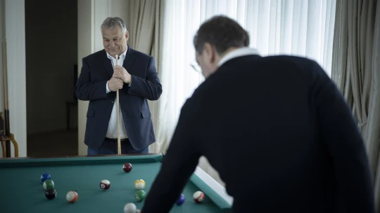 Egy apró trükk miatt kockáztatnak ezermilliárdokat Orbánék