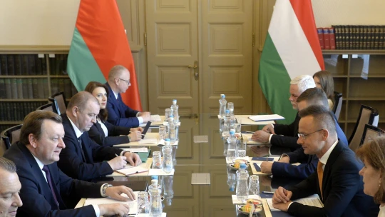 Mi épp Moszkvával és Minszkkel tárgyaltunk, amikor Amerika példátlan módon szankciókat hozott egy magyar bankvezér ellen
