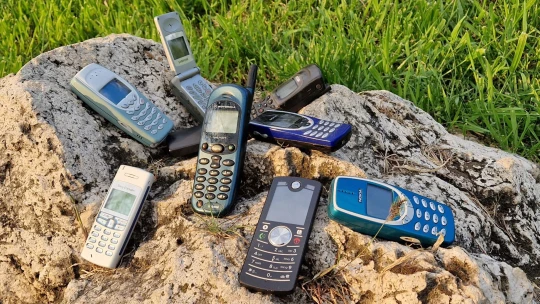 Ezek a cégek uralták 20 éve a mobil szektort – mi lett velük mára?