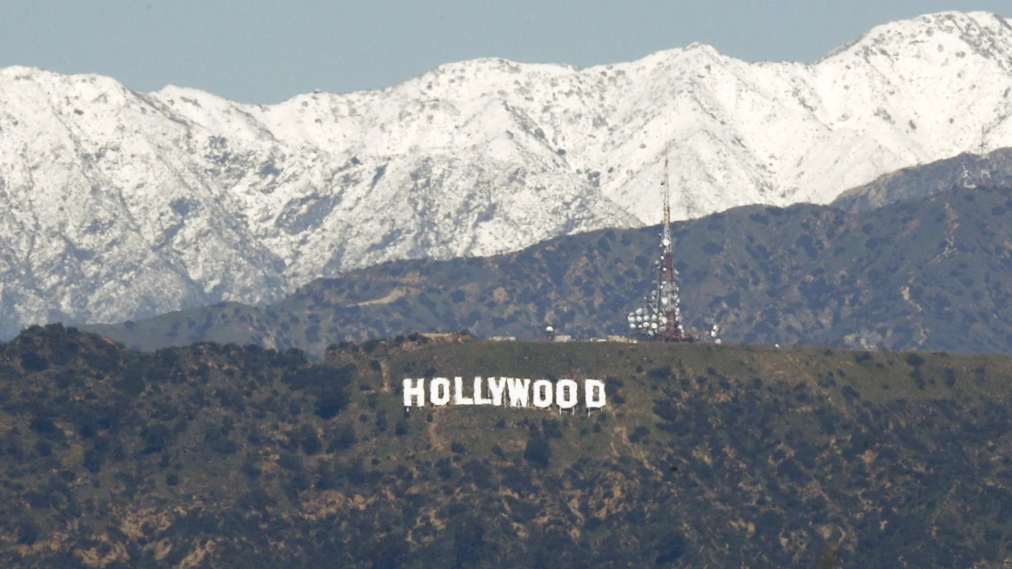 Sztrájkolnak a hollywoodi forgatókönyvírók, veszélybe kerülnek a kedvenc műsoraink?