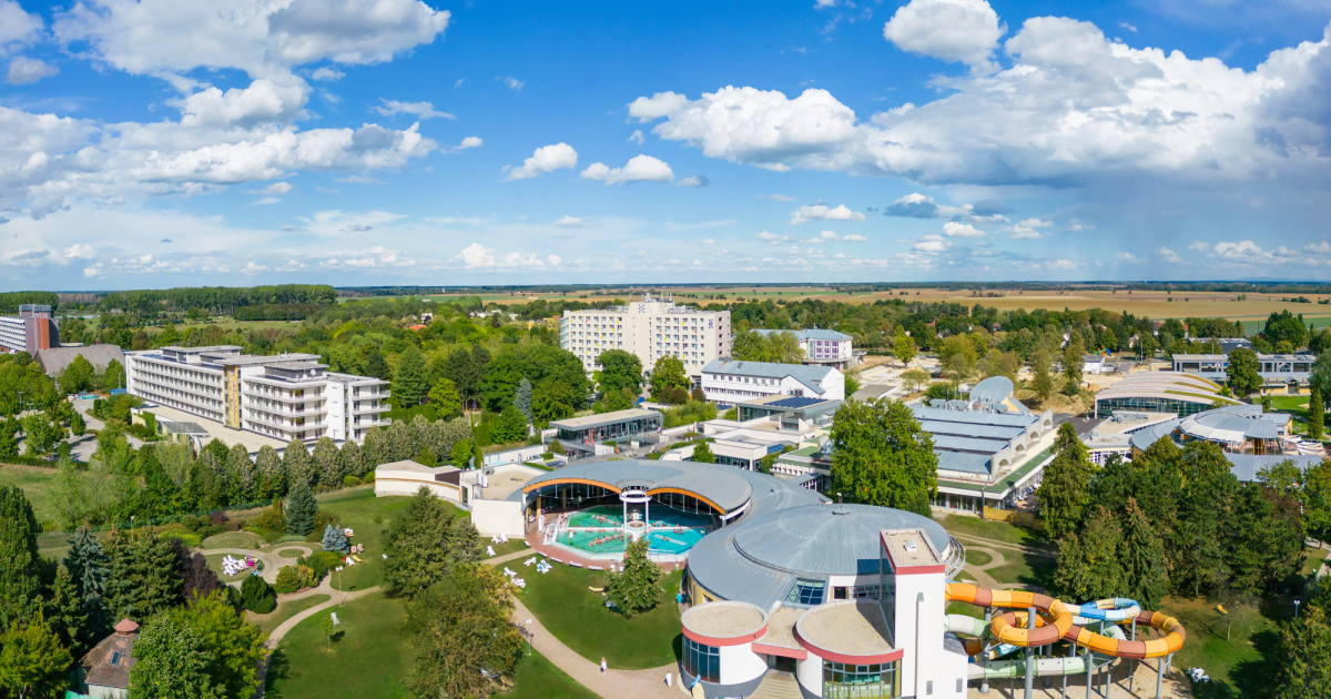 Bilikre és WC-kefékre is kértek állami támogatást Mészáros Lőrinc szállodái 