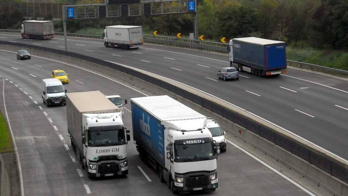Meglepően nagy felvevőpiaccá vált Ukrajna  a magyar exportban Oroszországhoz képest