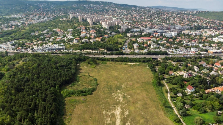 Unokáink sem fogják látni? Hét éve várunk a budai szuperkórházra, de még mindig nem épült semmi