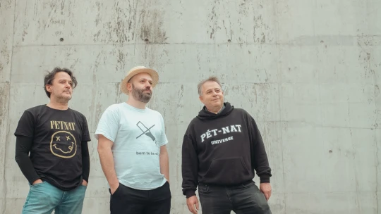 A boros, a topmenedzser és a betonkapcsolós megoldják a pét-nat legnagyobb problémáját