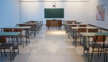Iskolakezdési támogatás: ennyit kaptak ma a rászoruló családok