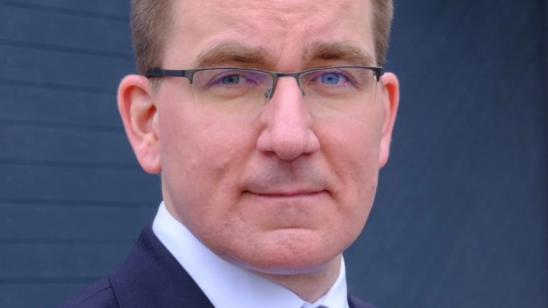 Rácz András: Halt már meg barátom a fronton