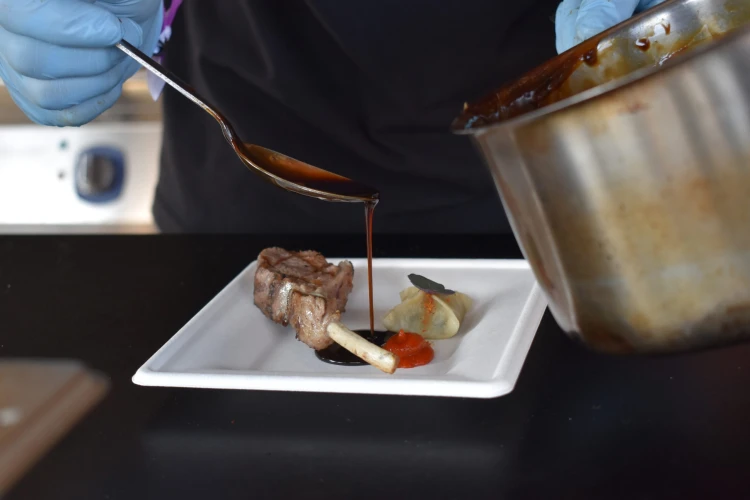 Pufidzseki, guccsipóló, hasalások és villantások. Mutatjuk, ki nyerte a Gourmet Fesztivált_7