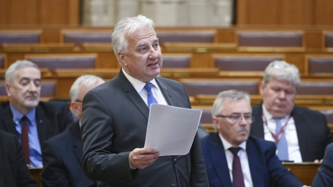 Megerősítette Semjén: ukrán hadifoglyokat szállítottak Magyarországra