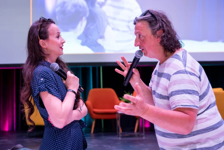Ki érzi jól magát a bőrében? Színpadi show-t csinált Csernus Imre_13