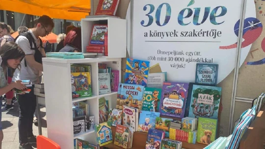 Egy szerző már távozott is a Libritől, a könyves szakmát váratlanul érte a kiadó átvétele