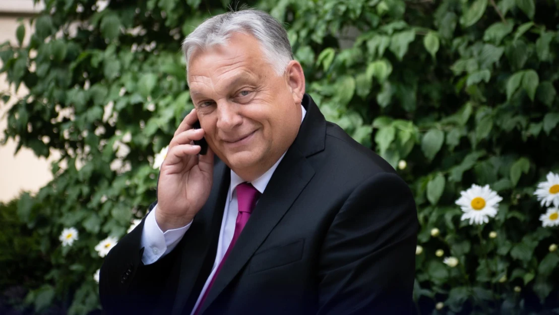 Orbán szerint a nemzetközi bankárvilág beállt a Tisza Párt mögé