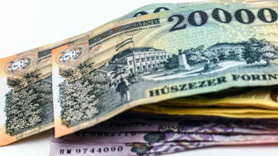 Ennyivel nőtt az átlagkereset tavaly óta