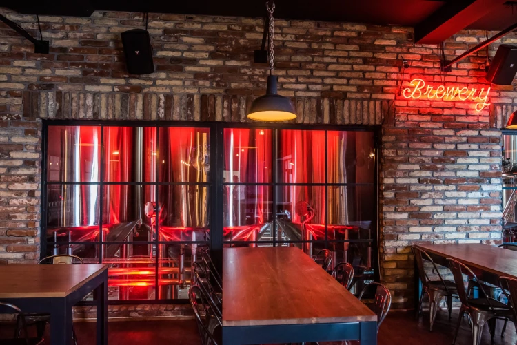 Egyszerre magyaros és brewdogos – ilyen egy sörkollab Európa egyik legmenőbb főzdéjével_0