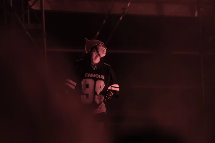 Nyolcvanezren nézték a Szigeten, ahogy Billie Eilish beleböfögött a mikrofonba – Sziget fesztivál, 6. napi beszámoló_91