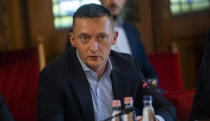 Összesen három dolgozóval és weboldal nélkül termeltek 700 millió profitot Rogán jobbkezének cégei