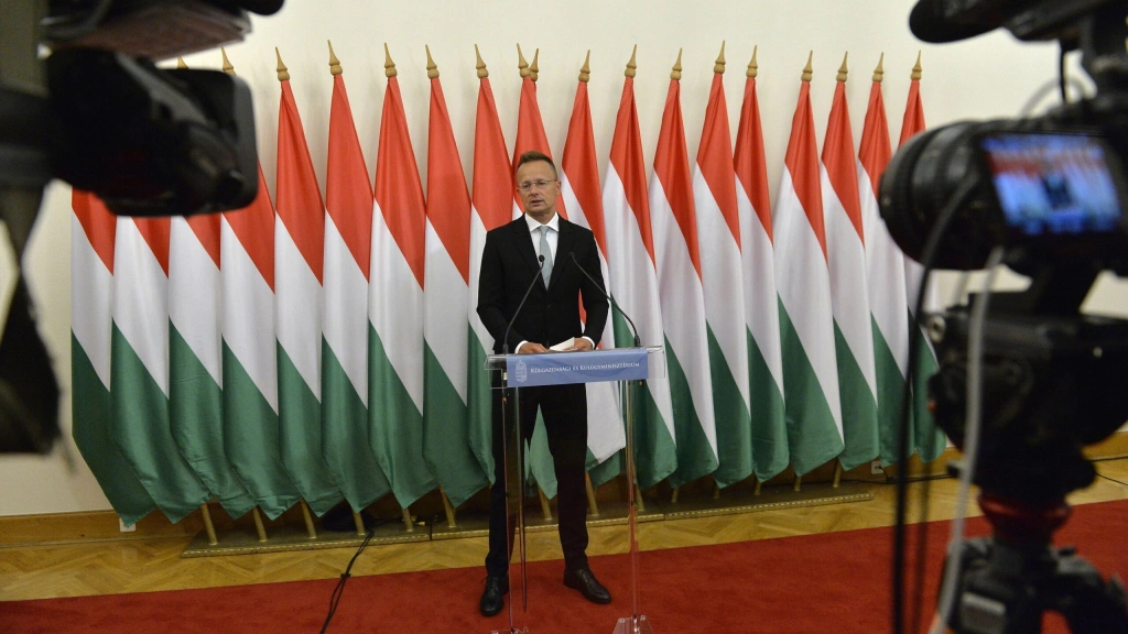 Szijjártótól ma is megtudhattuk, ki Magyarország ellenfele – nem úgy tűnik, hogy a török elnök