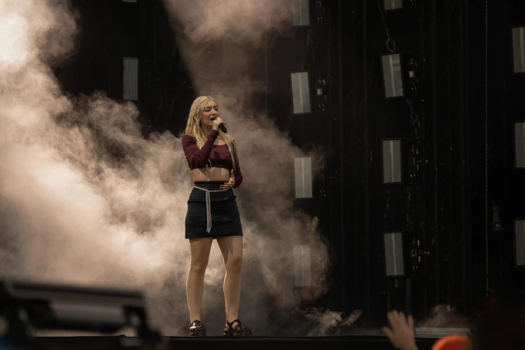Lorde mindent csinált a Szigeten, csak azt nem, amire számítottunk_1