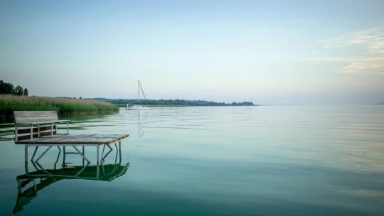 Most akkor jó szezont zár a Balaton vagy nem? Mást mond a kormány, mint a szállodák