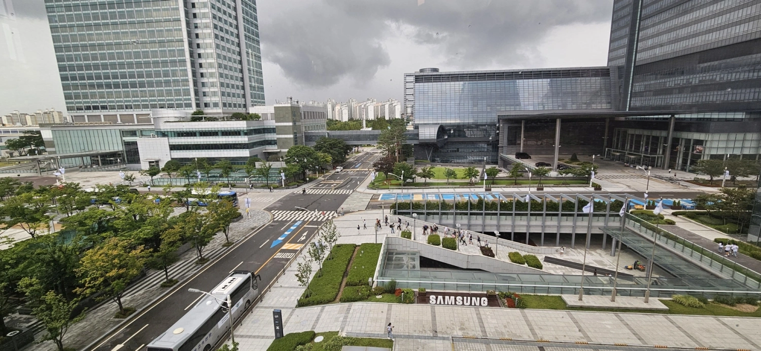 Ahol az innováció a vallás – ilyen a Samsung gigantikus koreai fejlesztőközpontja belülről