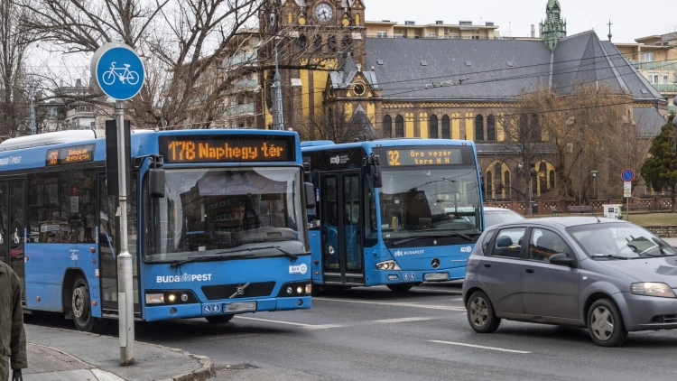 Ilyen hamar letettük az autót? Máris visszaesett a fogyasztás