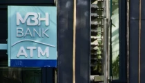 Babaváró hiba: reagált Mészáros bankja az irreálisan magas büntetőkamatok miatt