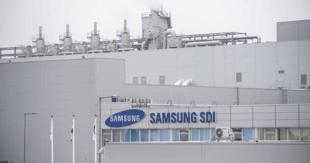 Tologatják a gödi Samsung gyárat, kellenek a súlyos milliárdok