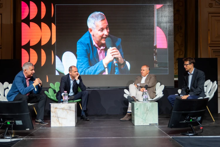 Nem játszik a mostani, „két pogány közt egy hazáért” politika – Zsiday, Jaksity és Varga a Money Summiton_10