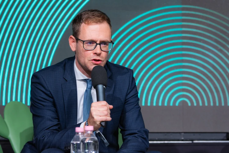 Jövő héten dől el, milyen pályát szánnak a forintnak_4