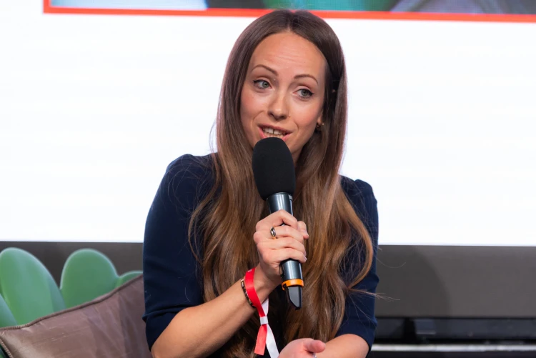 Női cápák élőben: „Kemény férfipartner kevésbé ugrik neki a női tárgyalófélnek”_10