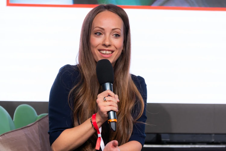 Női cápák élőben: „Kemény férfipartner kevésbé ugrik neki a női tárgyalófélnek”_11