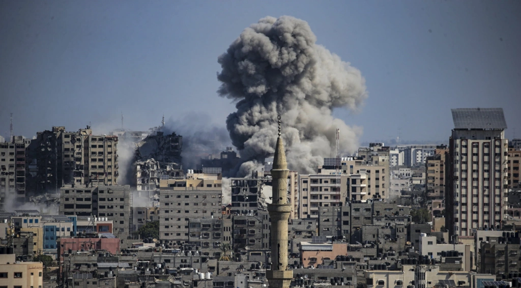 Globális túszdráma Gázában: egy magyar halottja is lehet a Hamász támadásának