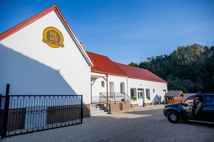 Egy évet is várnia kellett volna MR-re. Vett egy saját gépet a faluba_2