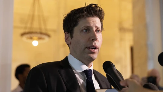 Kirúgták, most mégis visszatér a világ egyik legfontosabb cégének élére