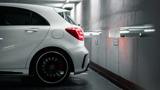 Már a kínaiak – és nem a spájzban, hanem a garázsban vannak