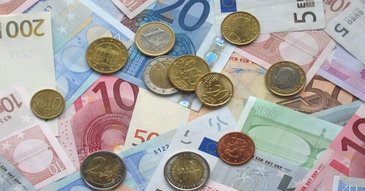 Megfutottak a devizahitelek, 10 éve nem láttunk ilyet