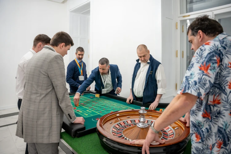 Ki ölte meg Escobar testvérét? Ismert színészekkel deríthetjük ki a Team’story csapatépítőjén_3